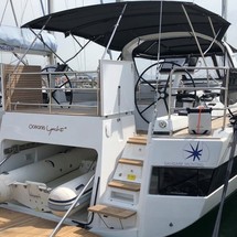 Beneteau Oceanis Yacht 62