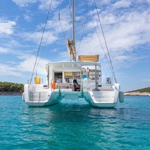 Lagoon 39