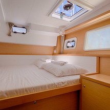 Lagoon 39