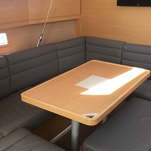Dufour 412