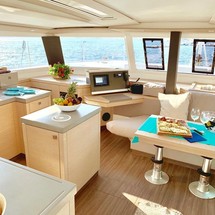 Fountaine Pajot Saona 47