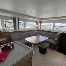 Lagoon 450 F