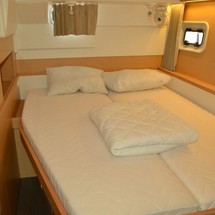 Lagoon 400 S2