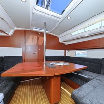 Hanse 388