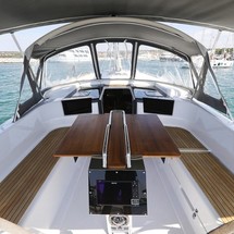 Hanse 388