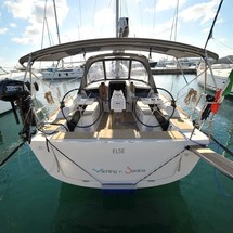 Dufour 360