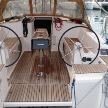 Dufour 405