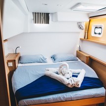 Lagoon 450 F