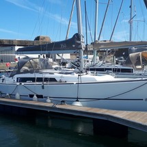 Dufour 350