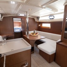 Beneteau Oceanis 41.1