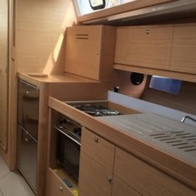 Dufour 382