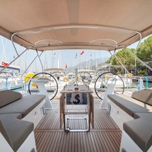 Beneteau Oceanis 46