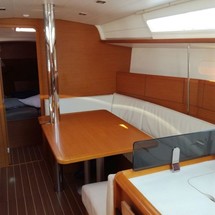 Jeanneau Sun Odyssey 379
