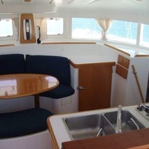Lagoon 380 S2