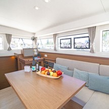 Lagoon 40