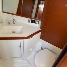Beneteau Oceanis 46