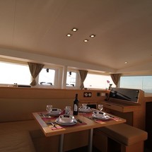 Lagoon 400 S2