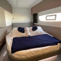 Fountaine Pajot Astréa 42