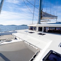 Lagoon 421