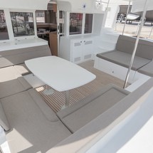 Lagoon 450 F