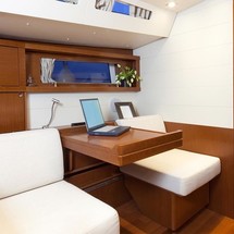 Beneteau Oceanis 48