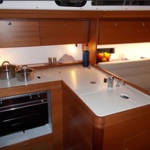 Dufour 350