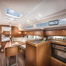 Bavaria CRUISER 34