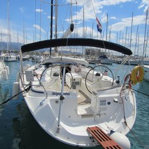 Bavaria 44