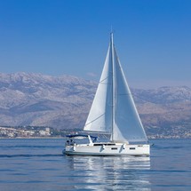 Beneteau Oceanis 38