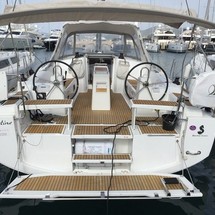 Beneteau Oceanis 38