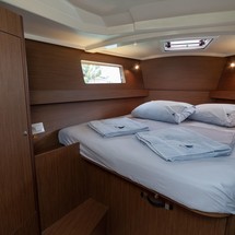 Beneteau Oceanis 41.1