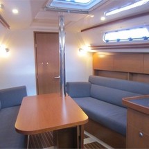 Hanse 325