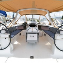 Beneteau Oceanis 48