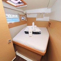 Lagoon 400