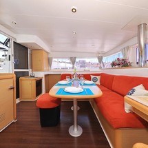 Lagoon 400