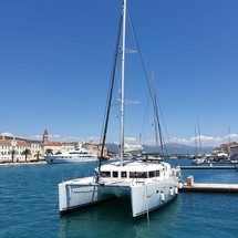 Lagoon 400