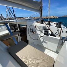 Fountaine Pajot Lucia 40