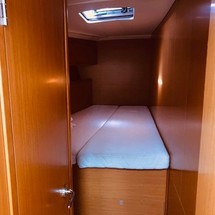 Jeanneau 53