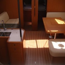 Jeanneau 53