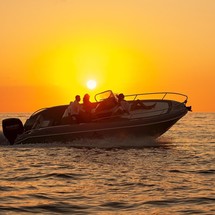 Pro-line 24 walkaround cuddy