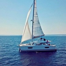 Fountaine Pajot Lucia 40