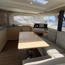 Fountaine Pajot Lucia 40