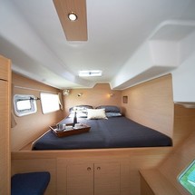 Lagoon 380