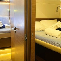 Lagoon 50