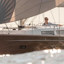 Hanse 388