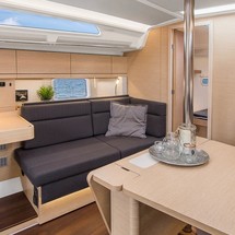 Hanse 388