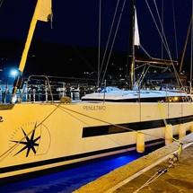 Beneteau Oceanis Yacht 62