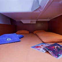 Beneteau Oceanis 38