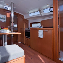 Beneteau Oceanis 38