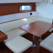 Beneteau Oceanis 48